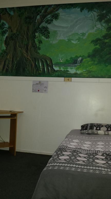 Gecko'S Rest Budget Accommodation & Backpackers Маккай Номер фото